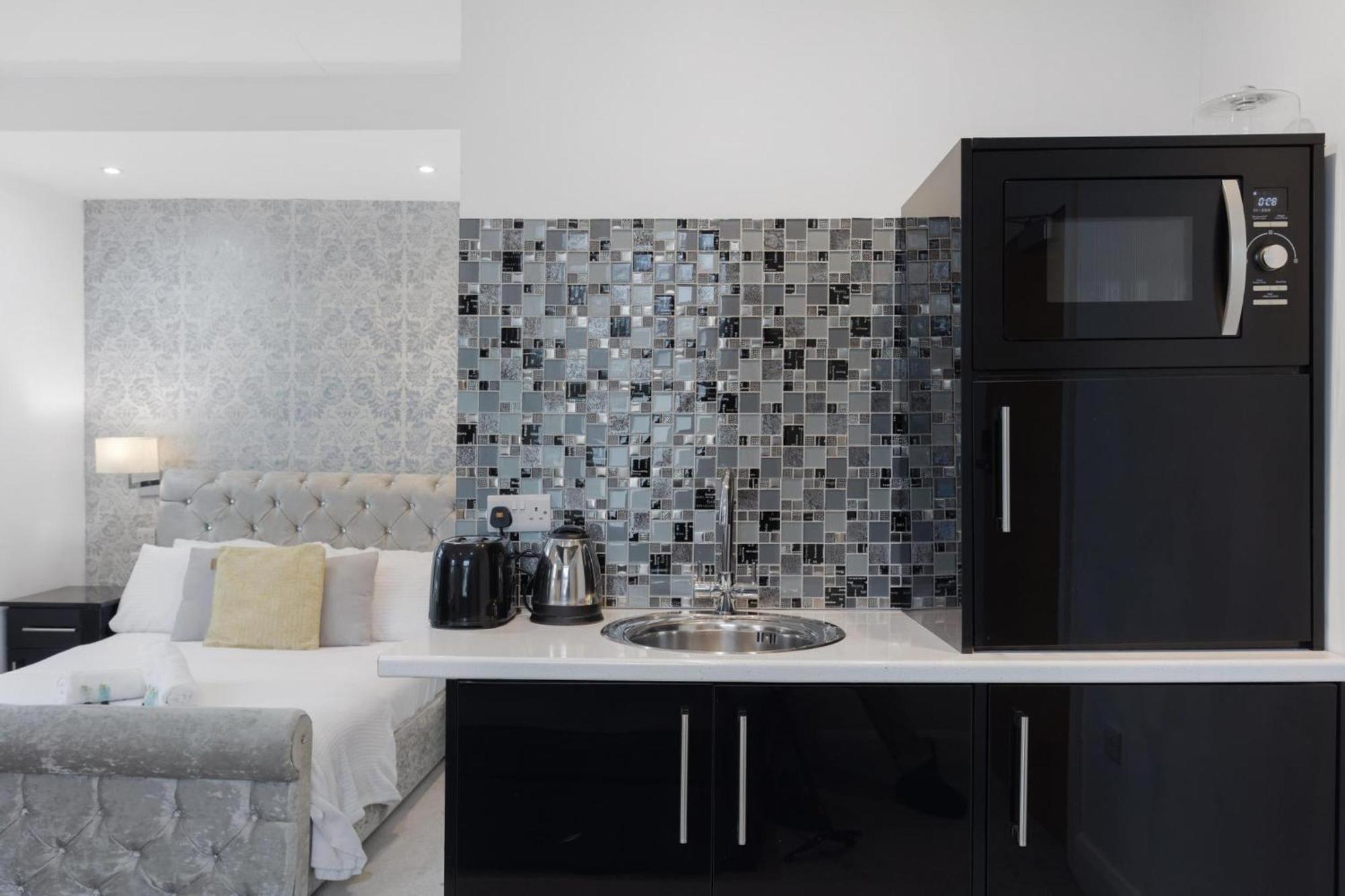 Modern City Centre Studio Apartment 202 オックスフォード エクステリア 写真