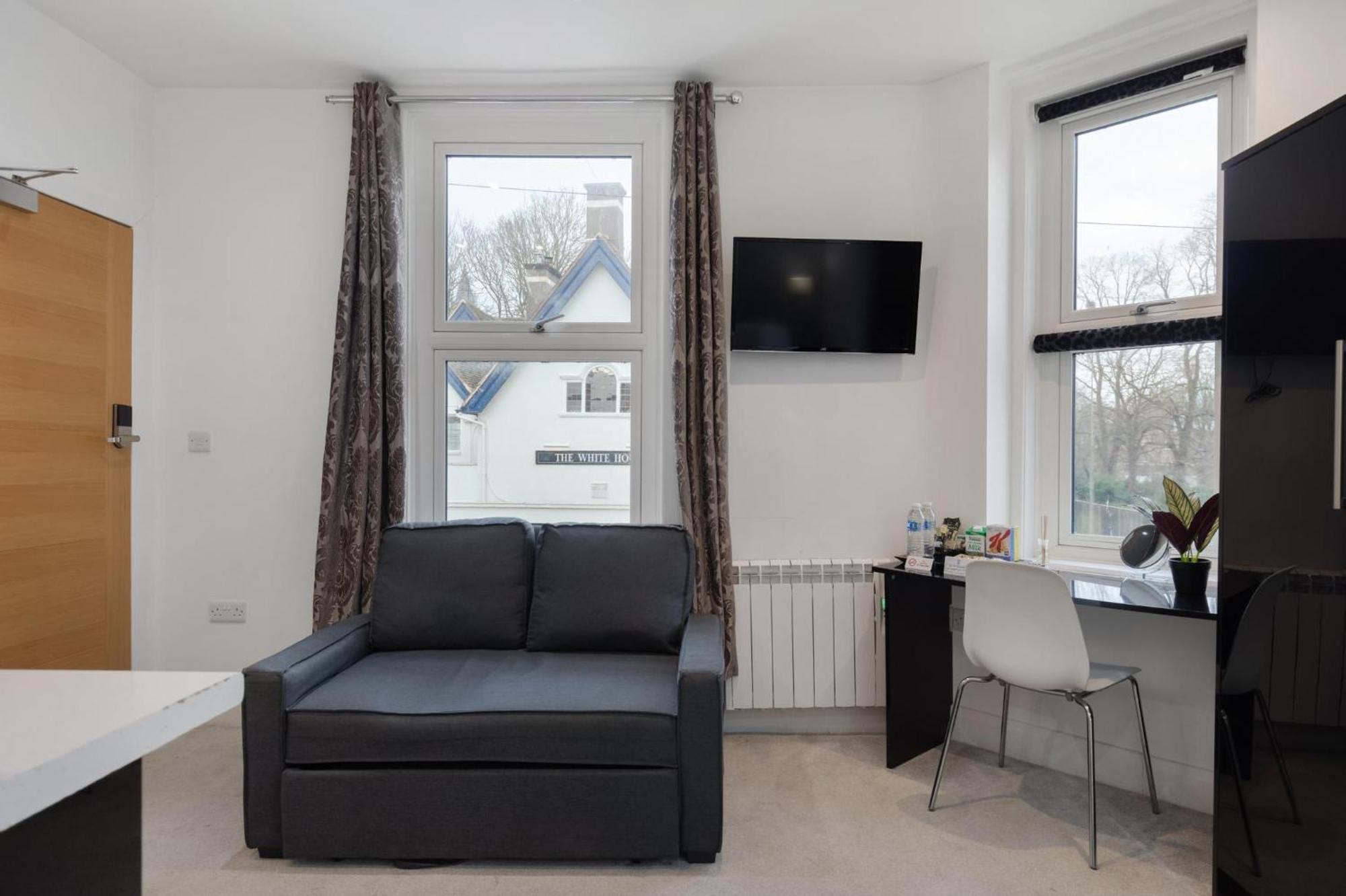 Modern City Centre Studio Apartment 202 オックスフォード エクステリア 写真